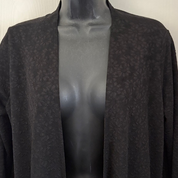 Lularoe Duster - Picture 2 of 8